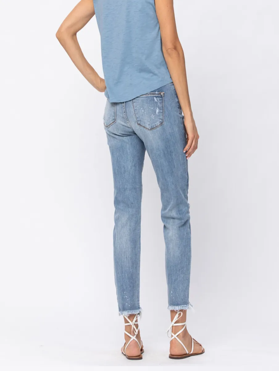 Curvy Zola Mid-Rise Boyfriend by Judy Blue