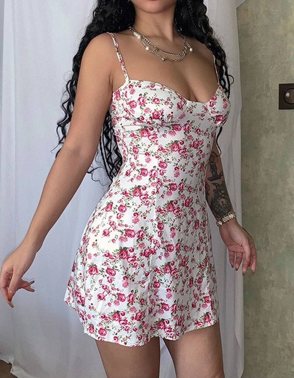Disty Floral Strap Backless Short A-Line Dresses