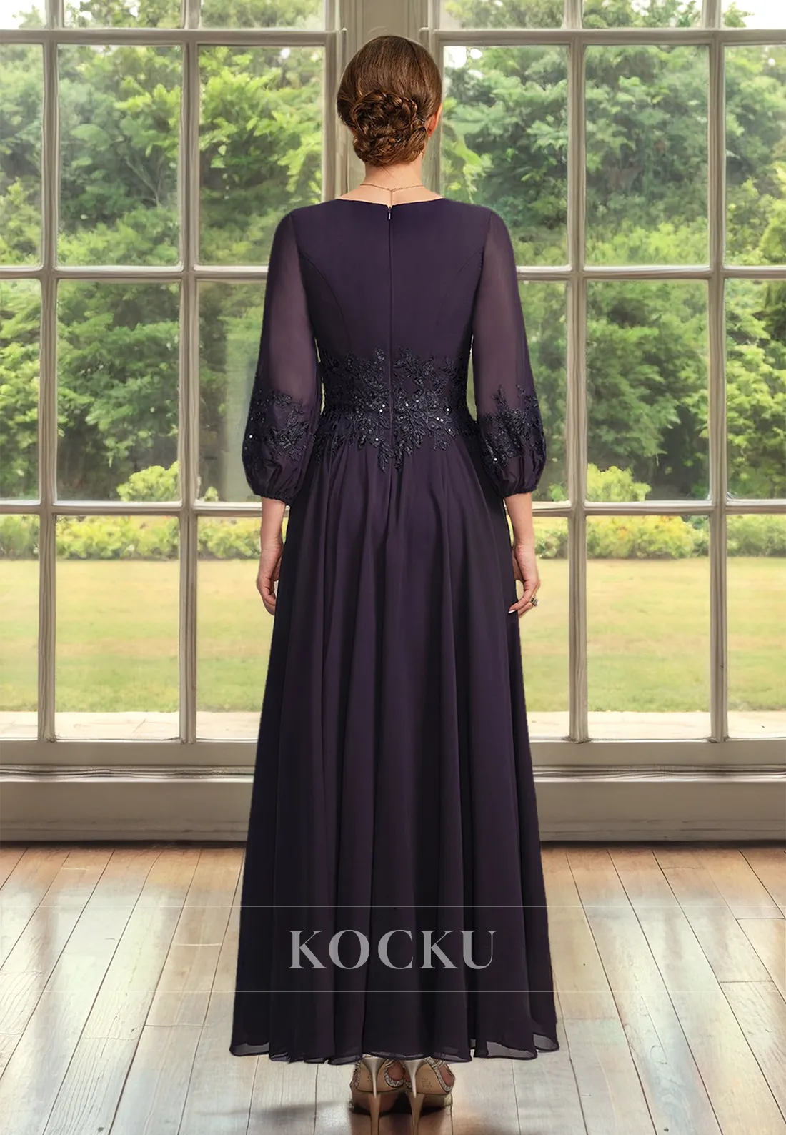 Elegant&Dramatic A-Line V-Neck Long Sleeves Lace Mother of Bride Dress with Appliques Cocktail Gowns