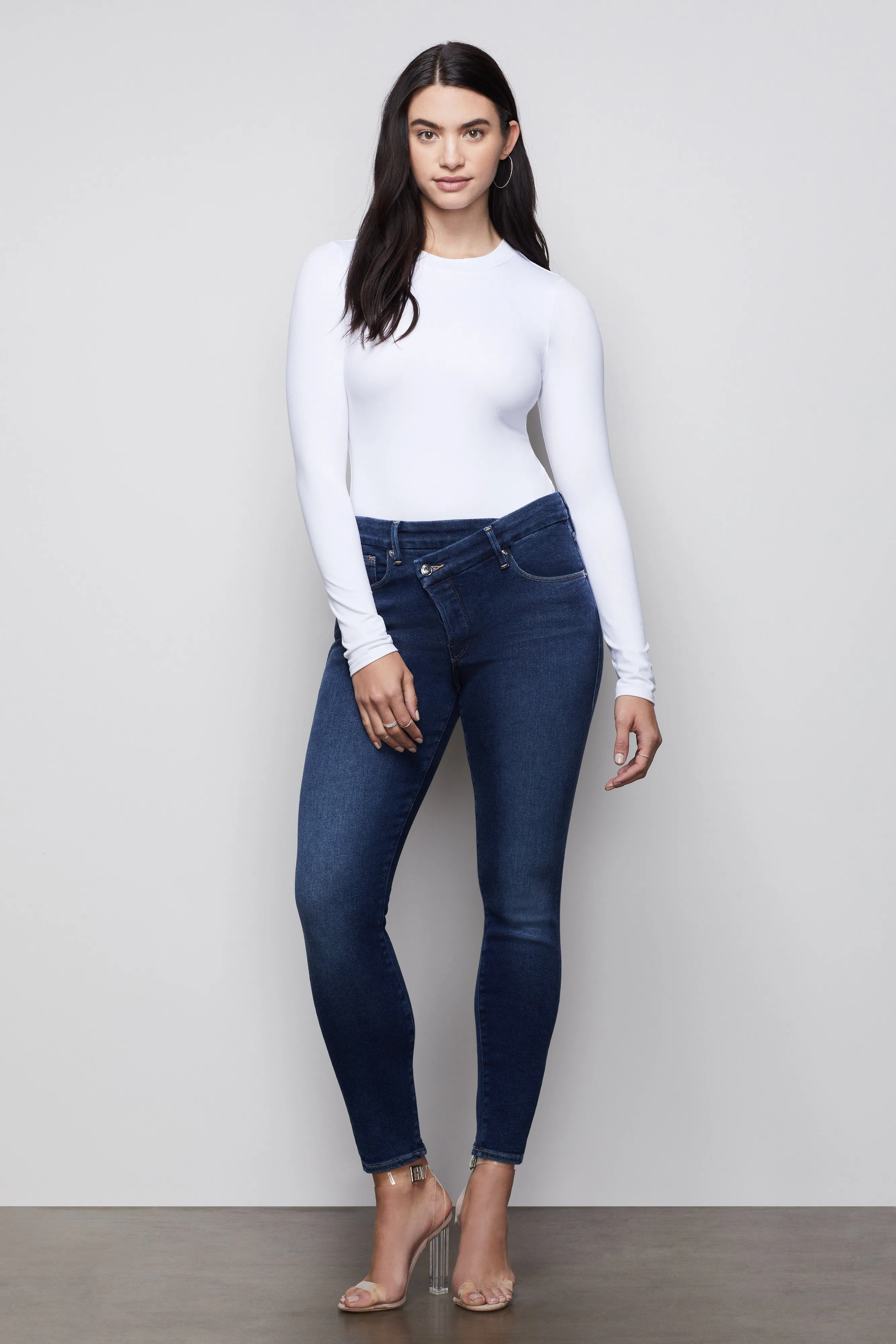 GOOD LEGS CROSSOVER | BLUE369