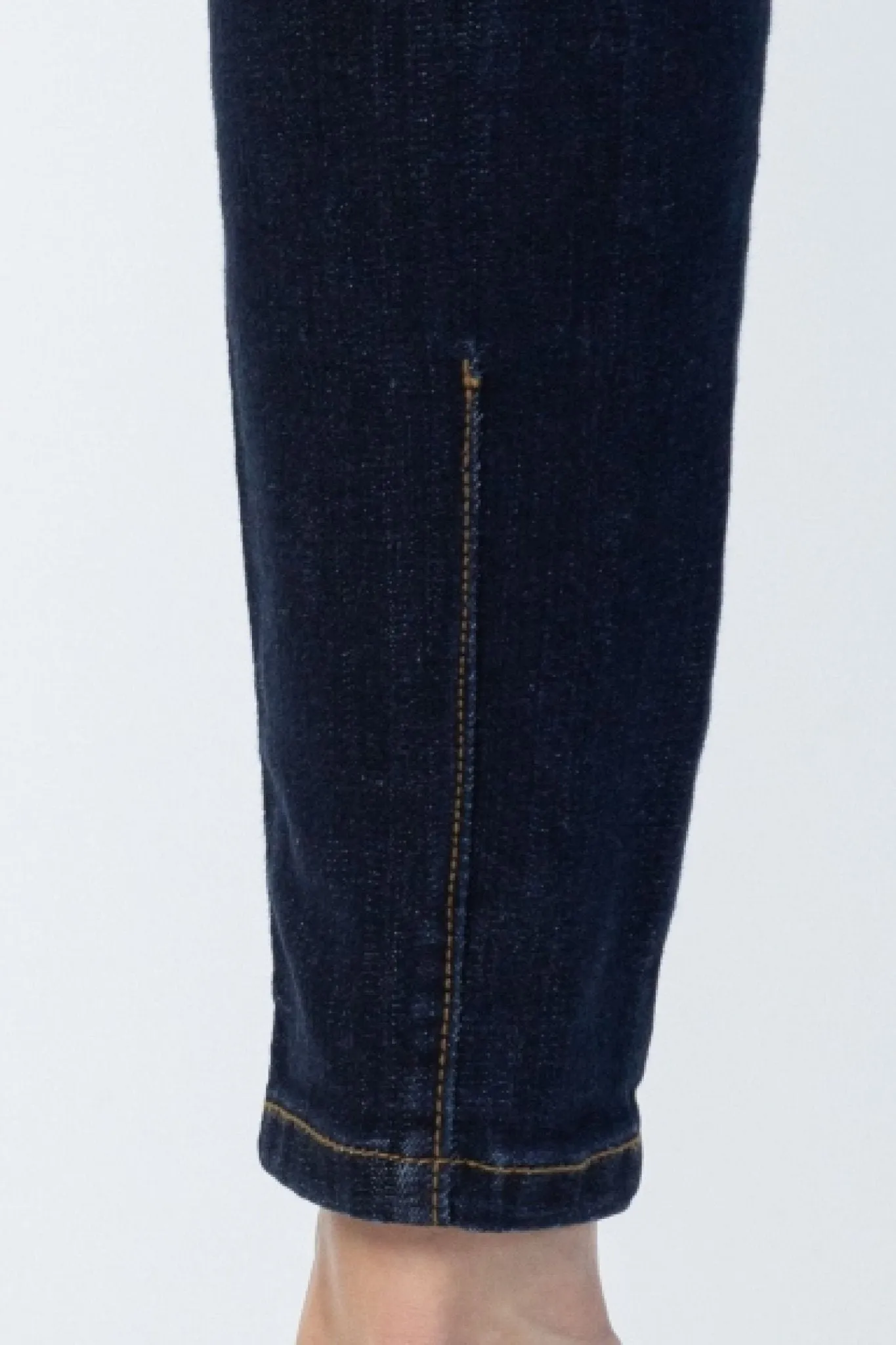 Judy Blue Canyon High Rise Phone Pocket Skinny Jeans