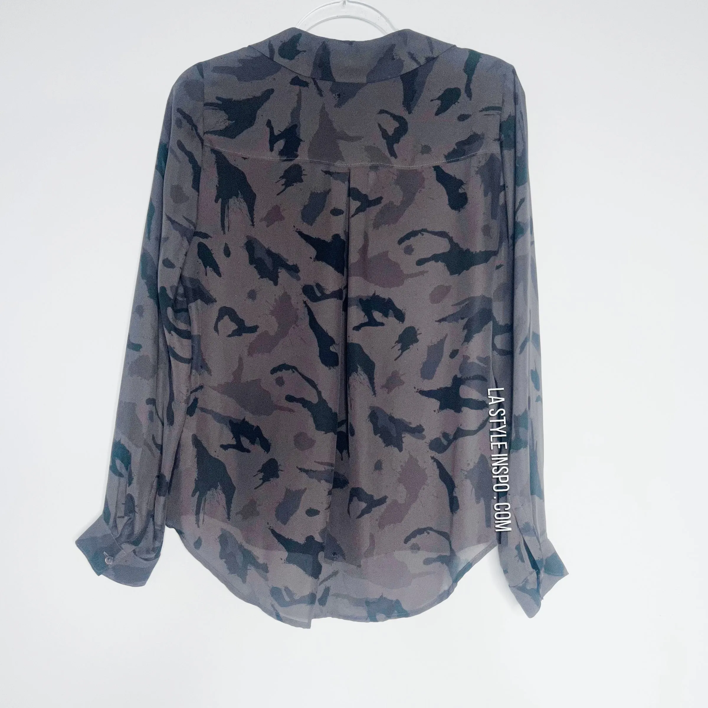 L’AGENCE 100% Silk Blouse Long Sleeved Size Small