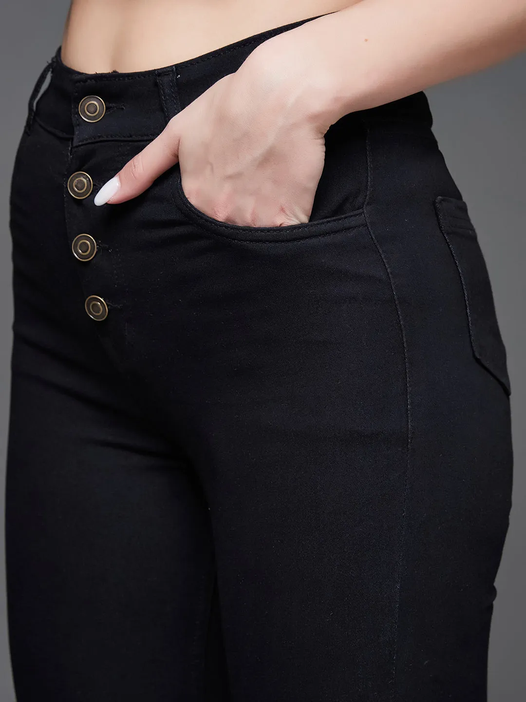 Women's Black Skinny High Rise Cropped Fringed Hemline Stretchable Denim Jeans